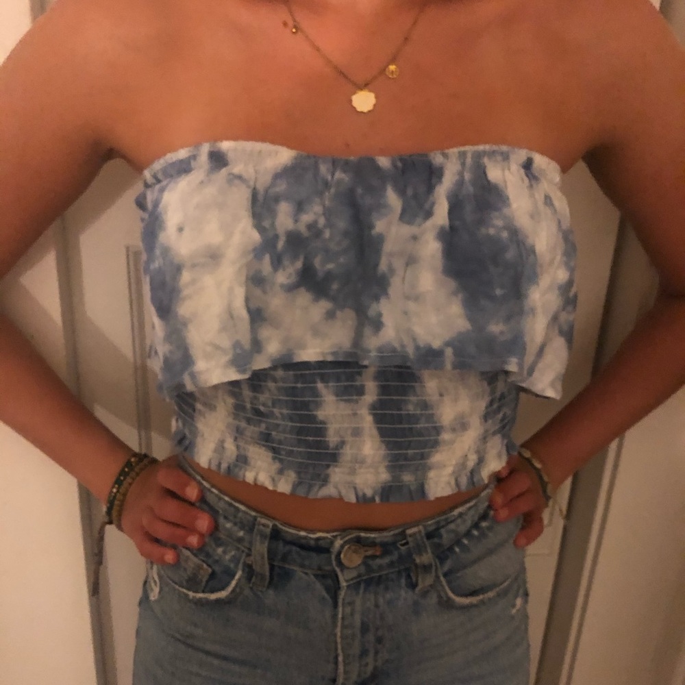 Hollister- blue tie dye tube top